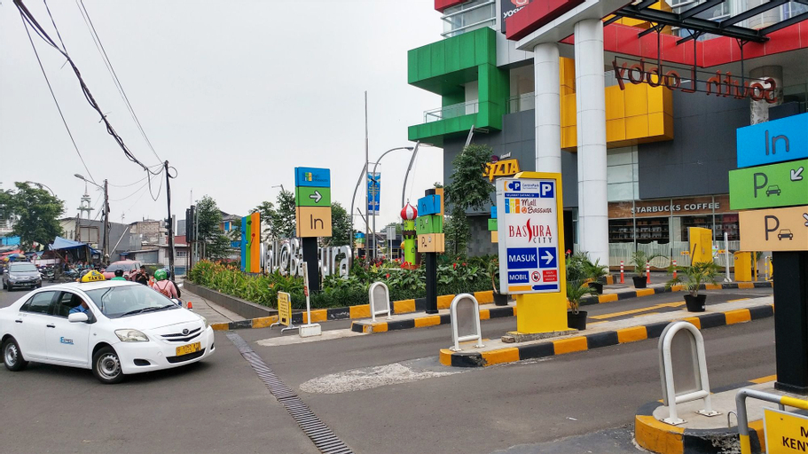 Others 5, Comfort and Homey 2BR at Bassura City Apartment By Travelio, East Jakarta