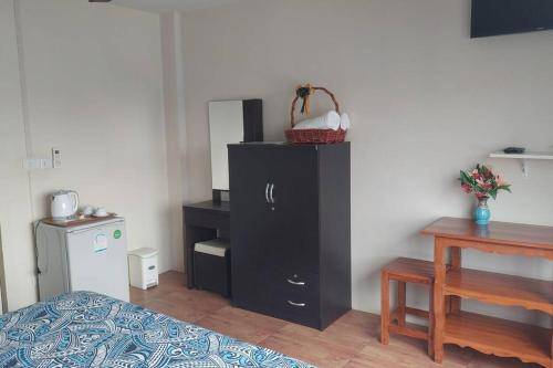 Great double room in quiet location., Muang Nakhon Sawan