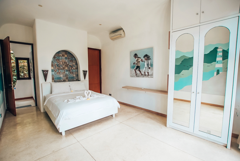 Bedroom 65