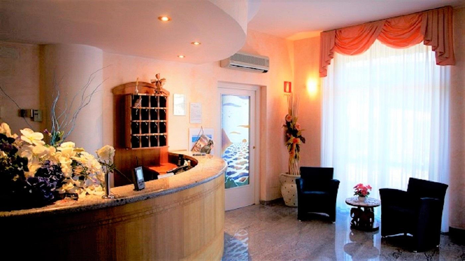 Others 4, Hotel Feluca, La Spezia