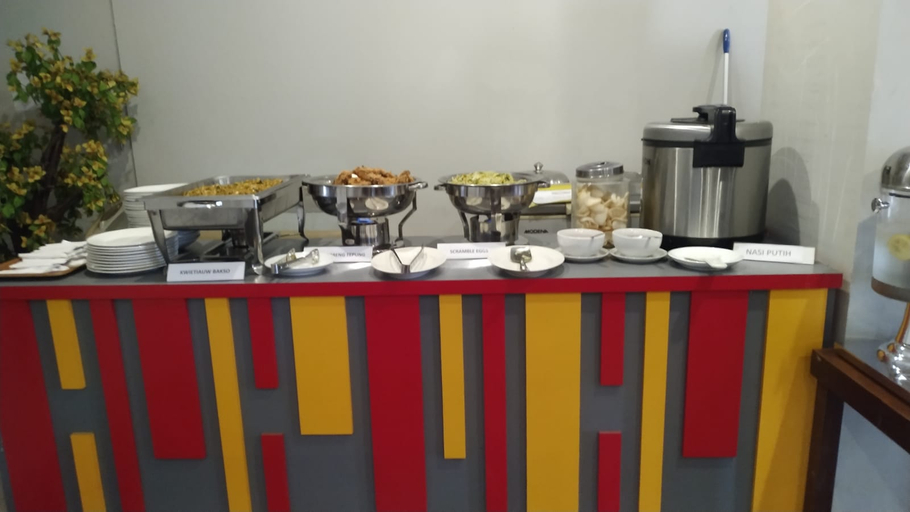 Food & Drinks 4, Ryola Inn Syariah, Tegal