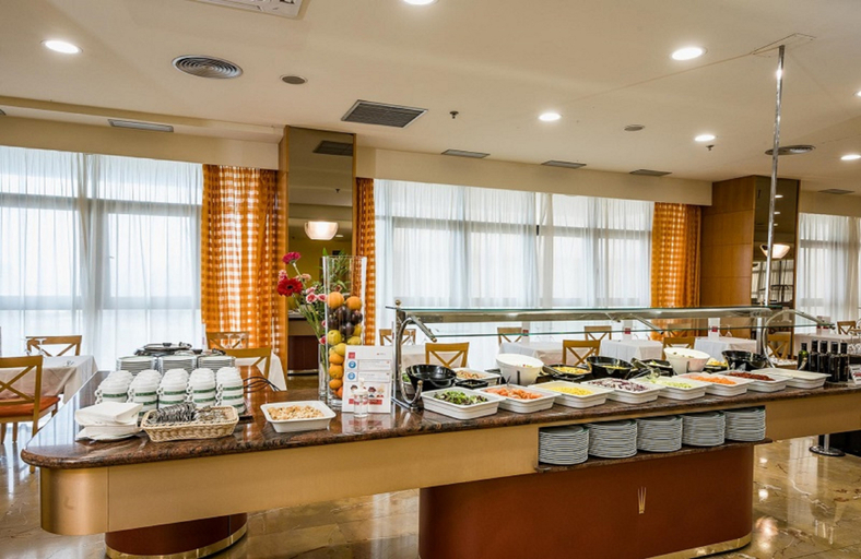 Food & Drinks 5, Leonardo Hotel Fuengirola Costa del Sol, Málaga
