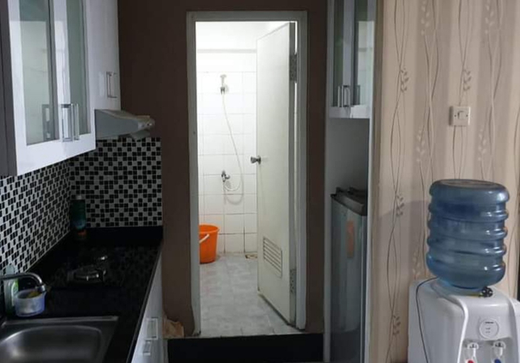 Bathroom 5, The Roomos Hotel Apartemen, East Jakarta