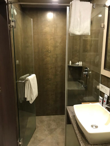 Bathroom, Hotel Royal Anthurium, South Goa