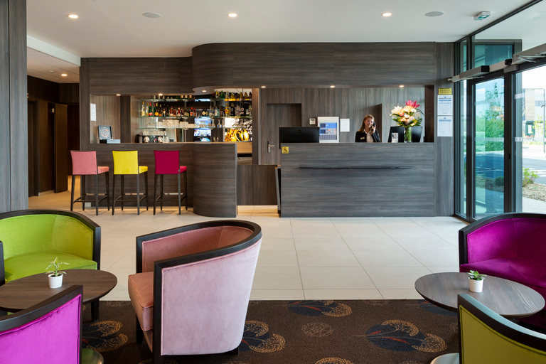 Public Area 3, Hôtel Roi Soleil Prestige Plaisir - St Quentin, Yvelines