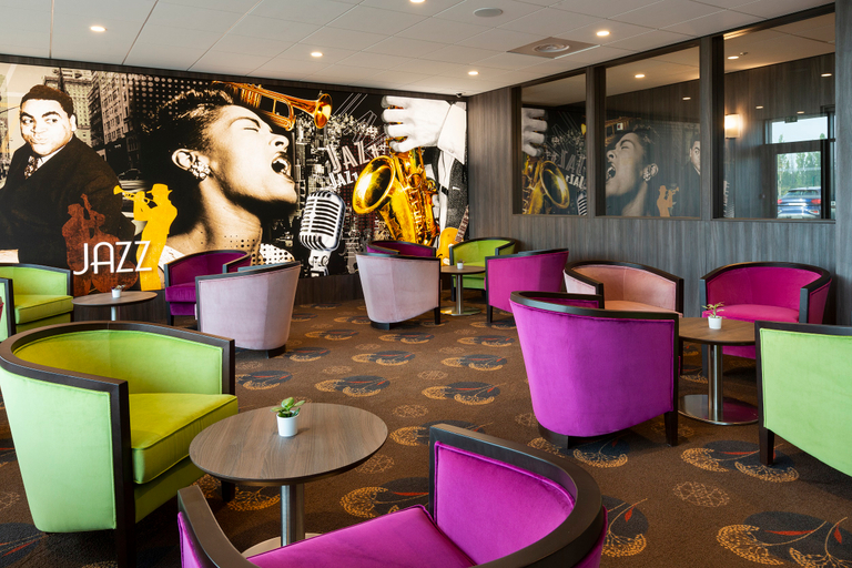 Public Area 3, Hôtel Roi Soleil Prestige Plaisir - St Quentin, Yvelines