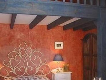 Others 5, Chateau Rousselle, Gironde