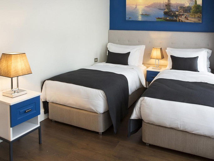 Bedroom 3, Garlon Residence, Beyoğlu
