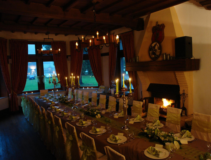 Others 3, Renting a whole castle for your holiday Why not, Ardennes