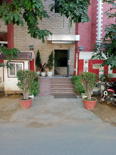 Entrance 3, hotel primero, Delhi