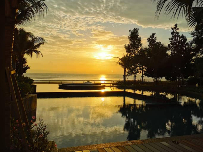 Others 3, Sea + pool view + WiFi@ Iman Kazoku TimurBay Ville, Kuantan