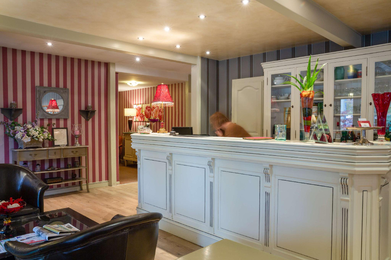 Public Area 2, Le Cottage Hôtel, Bruay-la-Buissière, Pas-de-Calais