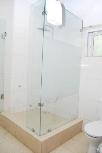 Bathroom 3, Water Ripples Hotel Royale, Eti-Osa