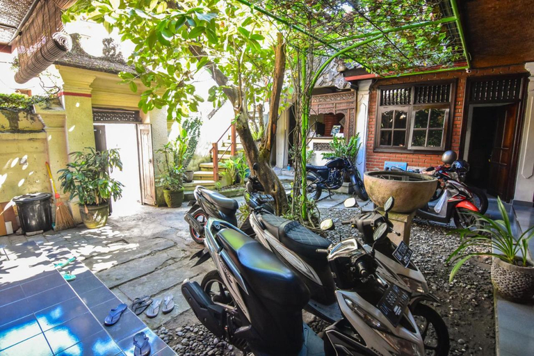 Exterior & Views 2, Puri Agung Homestay, Badung
