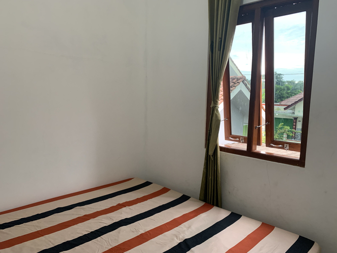 Bedroom 2, Homestay Yudhistira, Bantul