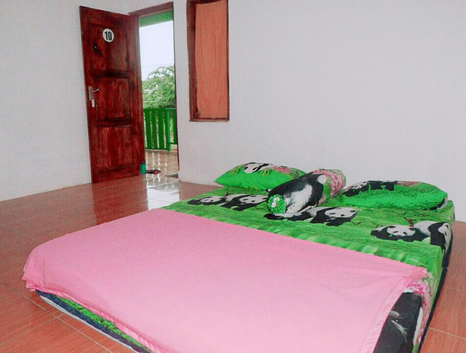 Bedroom 5, Homestay Nova Pantai Klayar, Pacitan