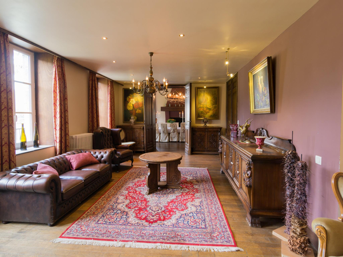Others 4, Renting a whole castle for your holiday Why not, Ardennes