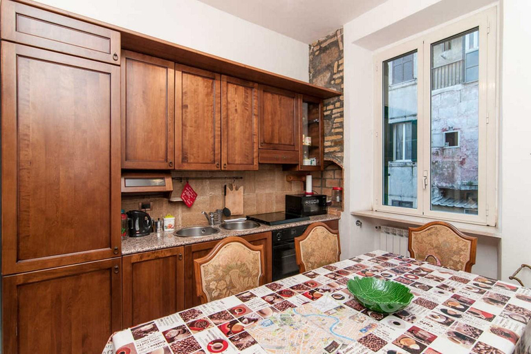 Others 4, Termini Colosseum apartment, Rome