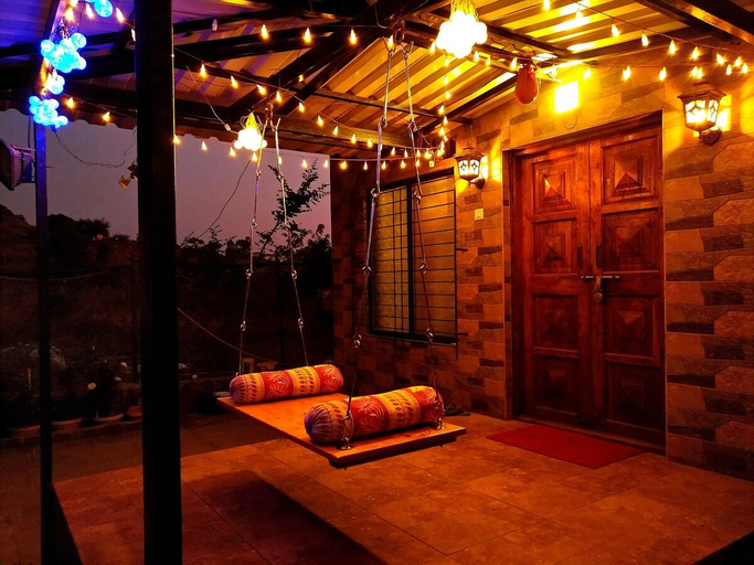 Public Area 4, DADAJI VILLA, Satara