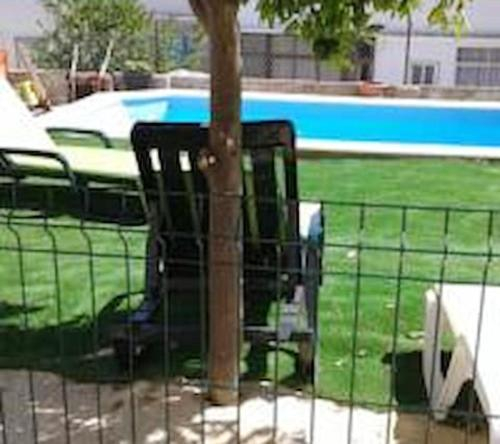 Others 1, 2 bedrooms appartement with shared pool enclosed garden and wifi at Almada 5 km away from the beach, Almada