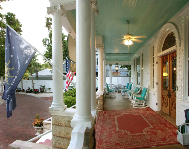Public Area 2, Amsterdam's Curry Mansion Inn, Monroe