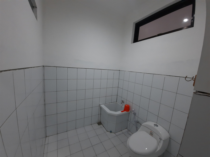 Bathroom 5, Hotel Sanjaya Purworejo, Purworejo