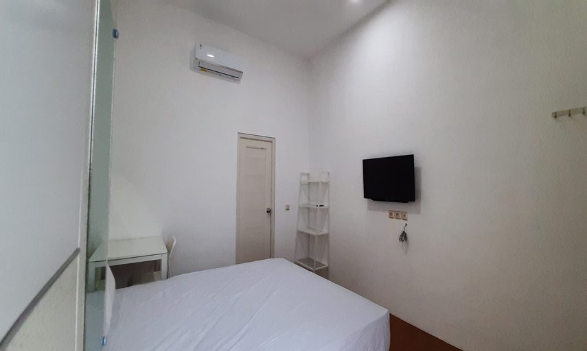 Bedroom 5, OYO 90470 Mura House Syariah, Malang