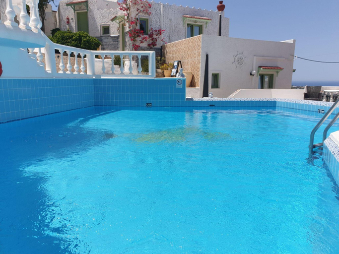 Sport & Beauty 2, Entire Villa full View 3 bedrooms 3 bathrooms 3 kitchens, Crete