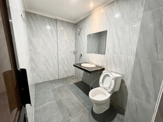 Bathroom 5, Enter Kost, Palembang