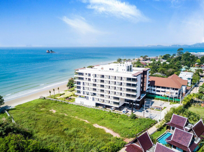 Others 2, Escape Condominiums Beachfront Suite - E224, Klaeng