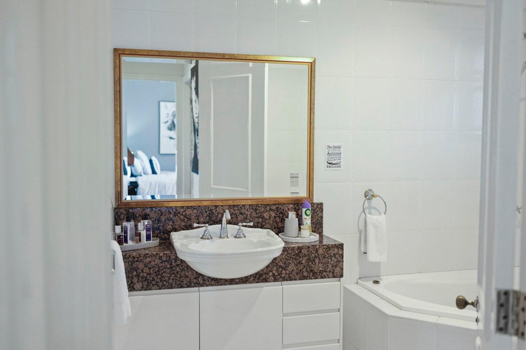 Bathroom 4, Sandalyn Estate Hunter Valley, Cessnock