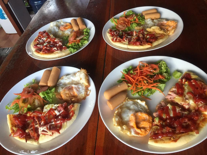 Food & Drinks 4, Bussaracum Resort, Tha Muang