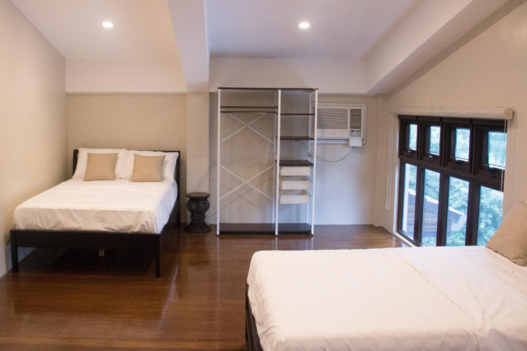 Cozy Loft style house in the heart of Makati, Makati City