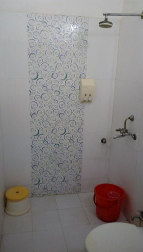 Bathroom 4, Hotel Navneet Grand, Agra