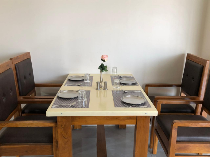 Food & Drinks 4, Hotel Volga Residency, Ratnagiri