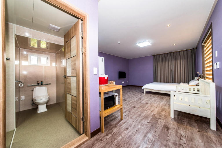 Bedroom, my halftime Smile, Seogwipo