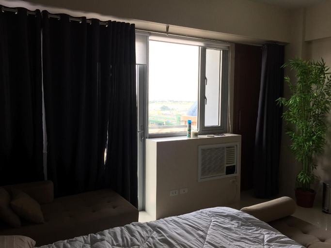 Bedroom 2, A Perfect place to stay w night city lights view, Pasay City