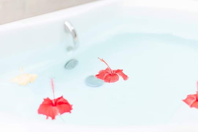 Bathroom, hana-Re-sort Nago, Nago