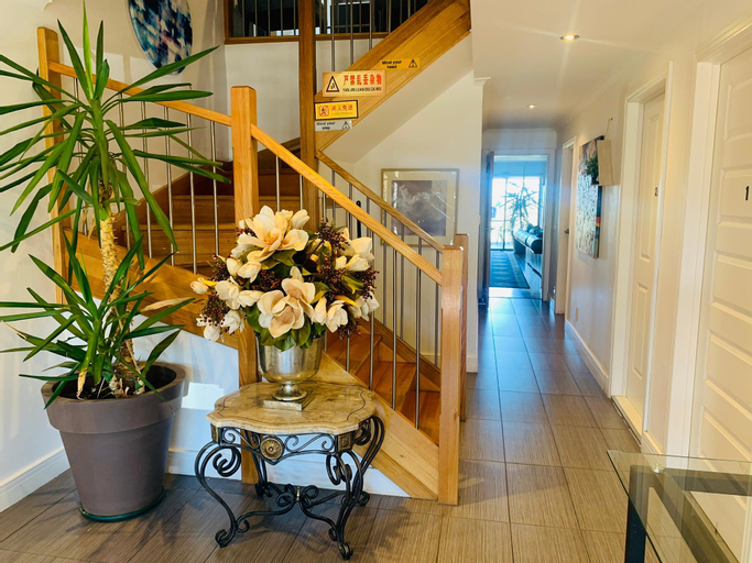 Public Area, Yes home, Hume - Sunbury