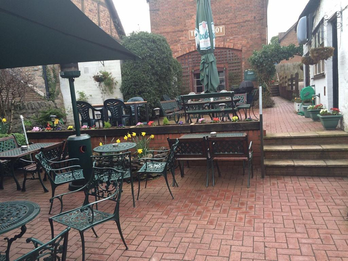 Food & Drinks 3, The Talbot Inn, Shropshire