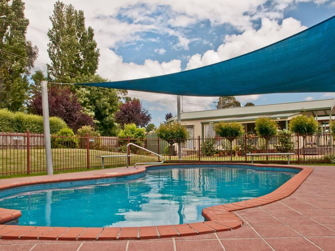 Sport & Beauty, Warragul Gardens Holiday Park, Baw Baw - Pt B West