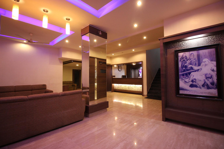 Public Area 1, Hotel Laxmi Palace, Ahmadnagar
