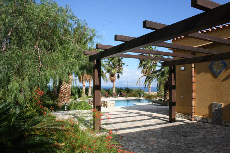 Public Area, Villa Cialoma, Trapani