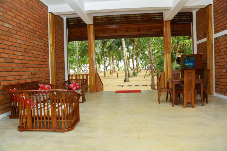 Public Area 2, Ganesh Garden Beach Cabanas, Tangalle