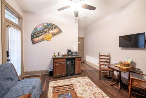 Cozy Hideaway in the Heart of Lancaster, Lancaster