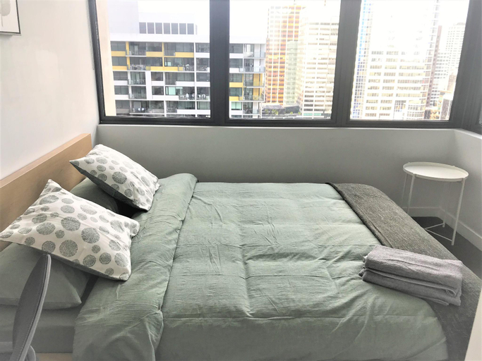 AUMS31-1 CBD private room cozy apt free tram zone, Melbourne