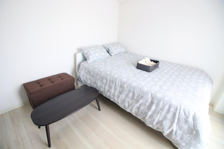Apartment with Double Bed CZ39, Itabashi
