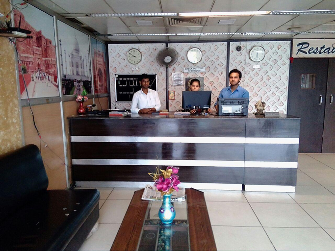 Public Area 5, Hotel Navneet Grand, Agra