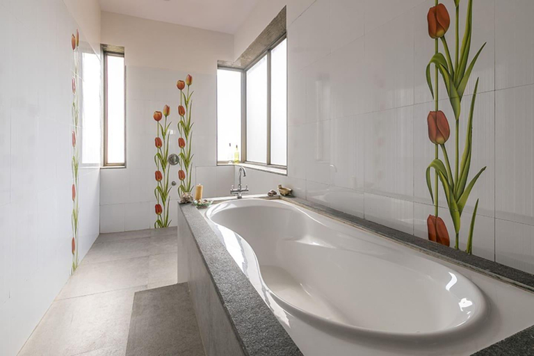 Bathroom 3, StayVista's Elevar Villa - Elevate your stay with a Mountain-View, Terrace & Plunge Pool, Raigarh