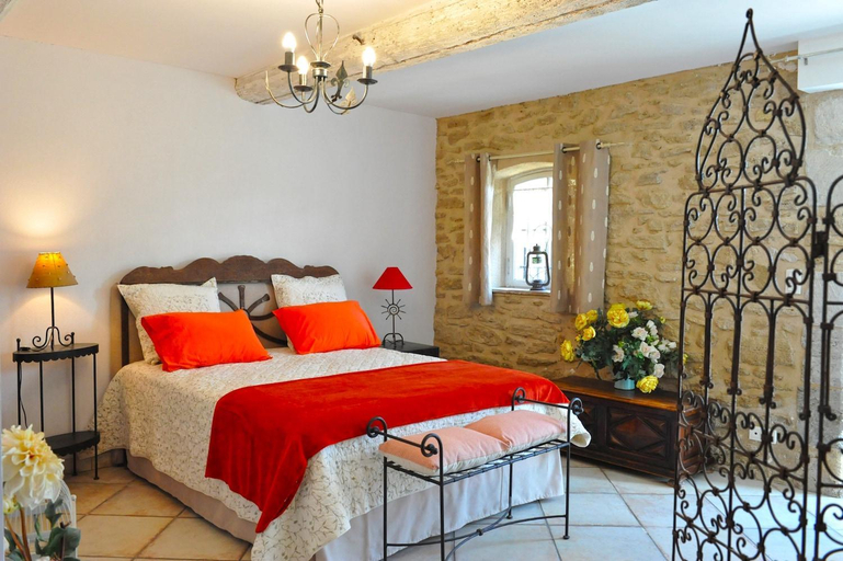 Bedroom 3, Fontaine des Magnarelles, Vaucluse